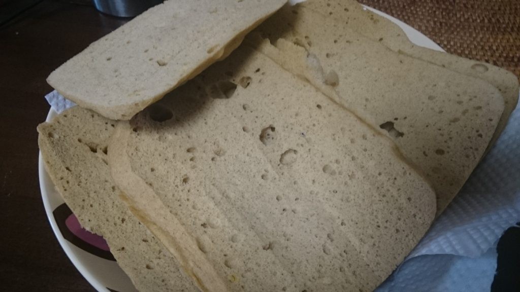 大豆粉でパン　簡単　レンジ　糖質制限やってみた