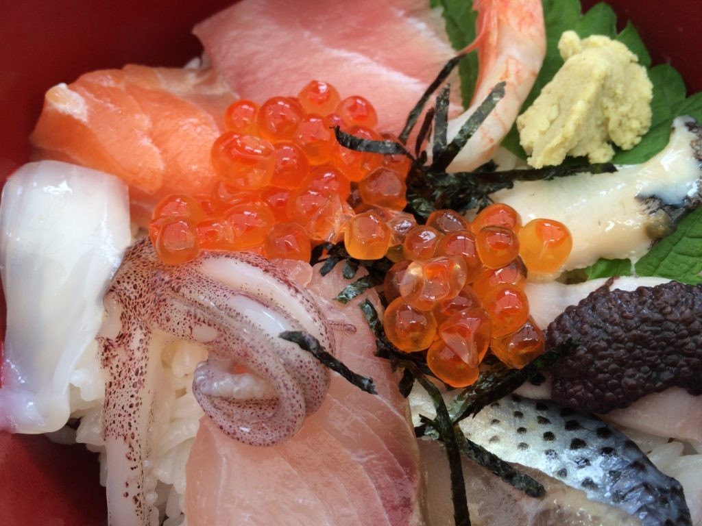 糸島　牡蠣小屋　海鮮丼
